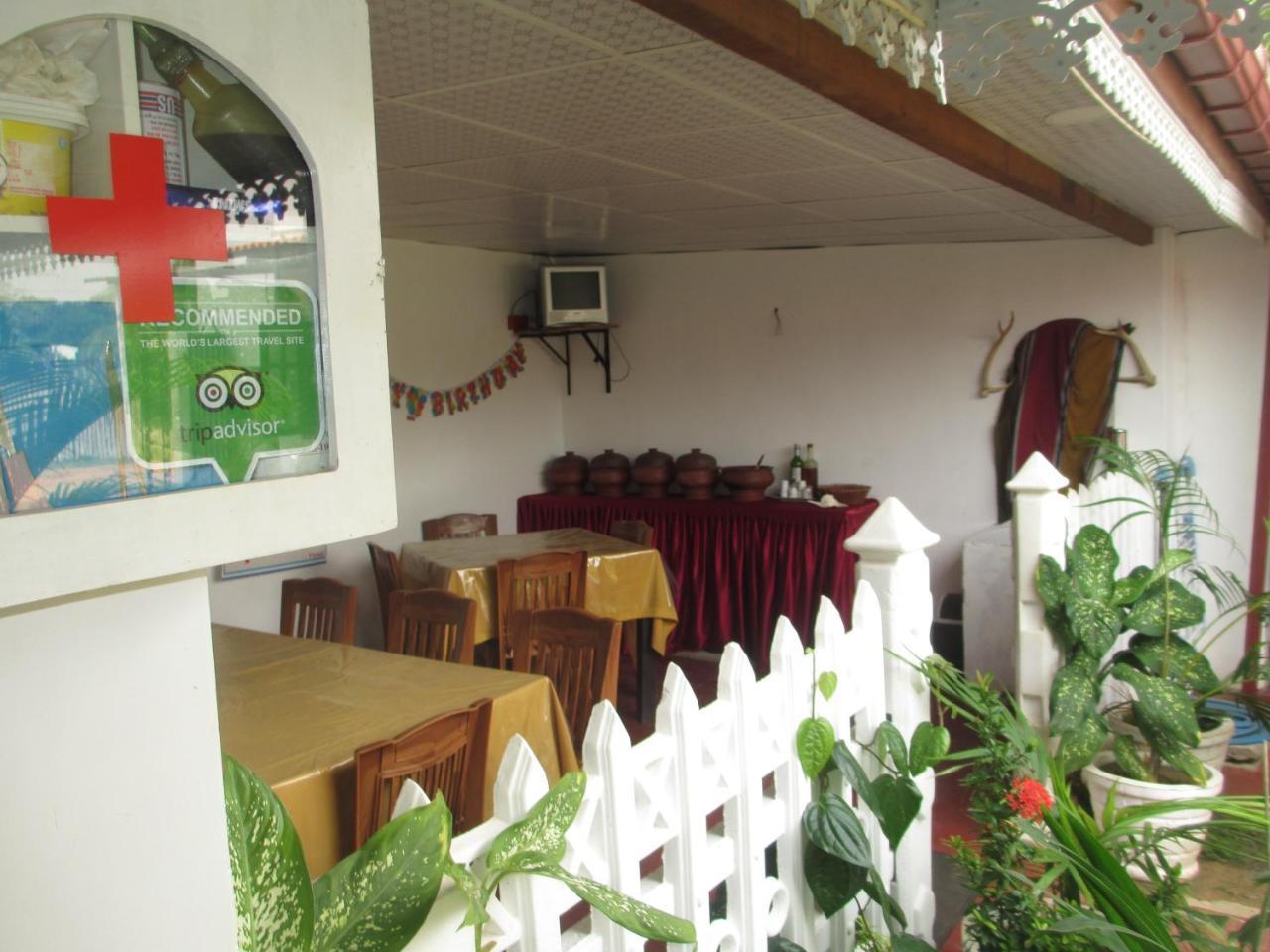 Uppuveli Beach House Triquinimale Exterior foto
