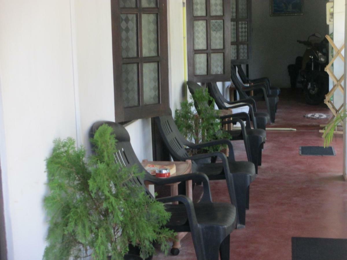 Uppuveli Beach House Triquinimale Exterior foto
